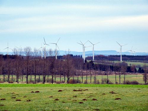 Windkraftanlagen im Naturpark Vogelsberg - regenerative Energie zur Erhaltung der Natur